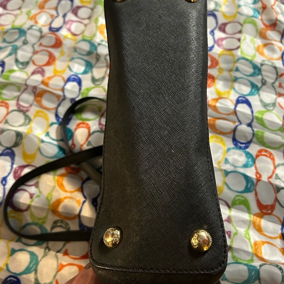 Black And Gold Michael Kors Tote Bag Purse - Picture 7 of 8